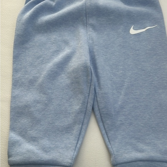 Nike Kids Bodysuit Set in White and Blue - Picture 2 of 2